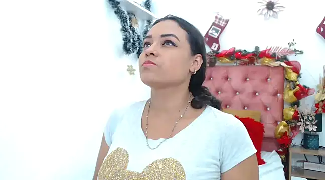 Snapshot of samanthaPuxy chatting on 10, 12, 2024 samanthaPuxy online show from 10, 12, 2024