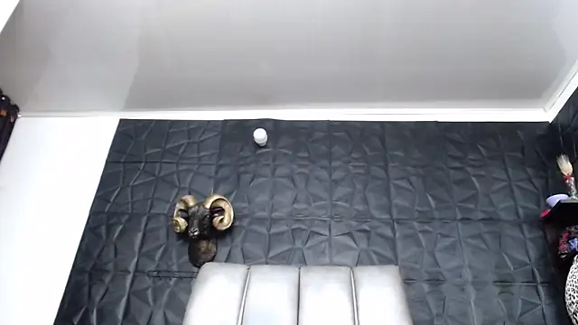 Snapshot of Hanna_Fox_69 chatting on 22, 6, 2026 Hanna Fox 69 online show from 22, 6, 2026