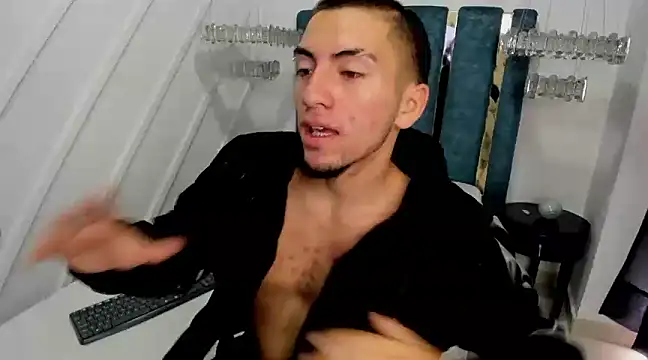 Snapshot of King_Dante_ chatting on 21, 1, 2025 King Dante  online show from 21, 1, 2025