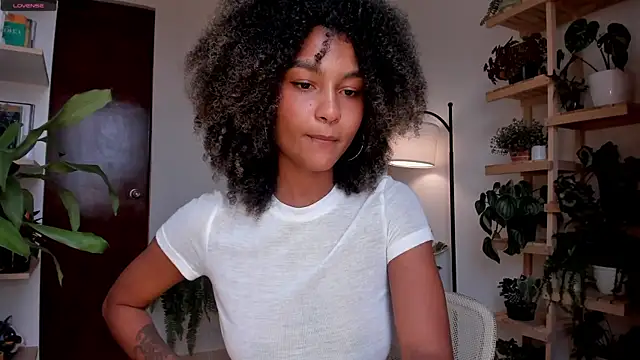 Snapshot of Johaphyton chatting on 24, 12, 2024 Johaphyton online show from 24, 12, 2024