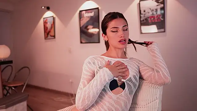 Megga Bluee online show from 14, 11, 2025