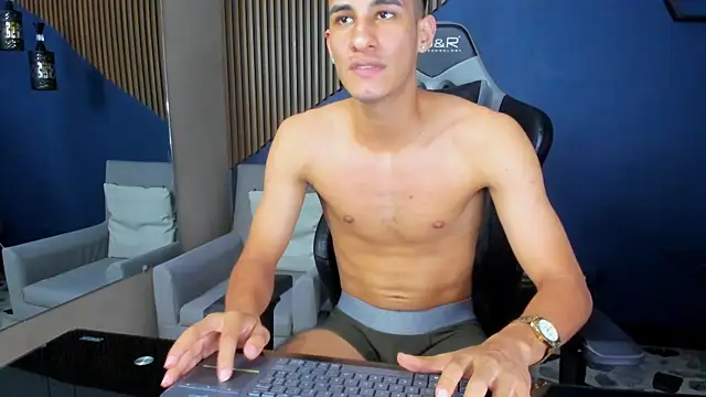 Snapshot of JakeMoxley chatting on 20, 1, 2025 JakeMoxley online show from 20, 1, 2025