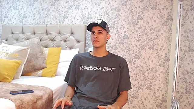 Snapshot of JakeMoxley chatting on 15, 2, 2025 JakeMoxley online show from 15, 2, 2025