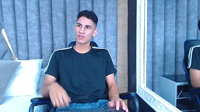 Snapshot of JakeMoxley chatting on 3, 3, 2025 JakeMoxley online show from 3, 3, 2025