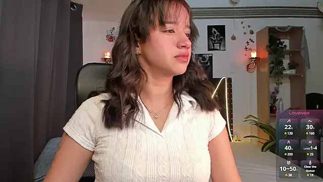 emilyrouxe online show from 4, 3, 2025