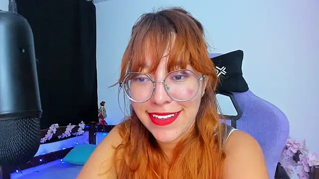  Moon Johnson online show from 21, 10, 2025