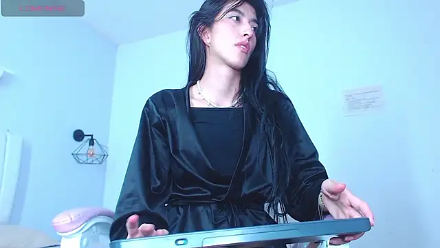 Snapshot of Thalia-megg chatting on 4, 12, 2024 Thalia-megg online show from 4, 12, 2024