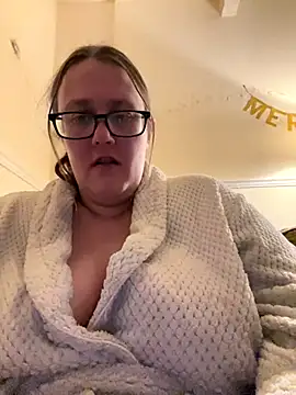 Foxy Evie40XO online show from 3, 12, 2024