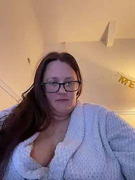 Foxy Evie40XO online show from 24, 12, 2024