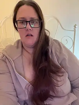 Foxy Evie40XO online show from 5, 2, 2025