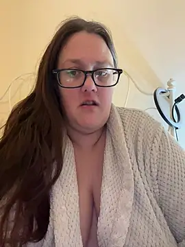 Foxy Evie40XO online show from 17, 2, 2025