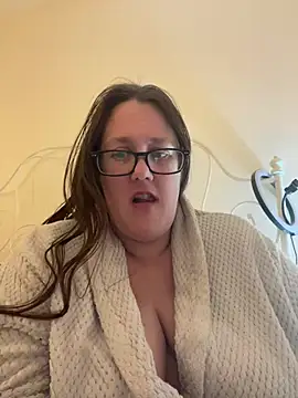 Foxy Evie40XO online show from 3, 3, 2025