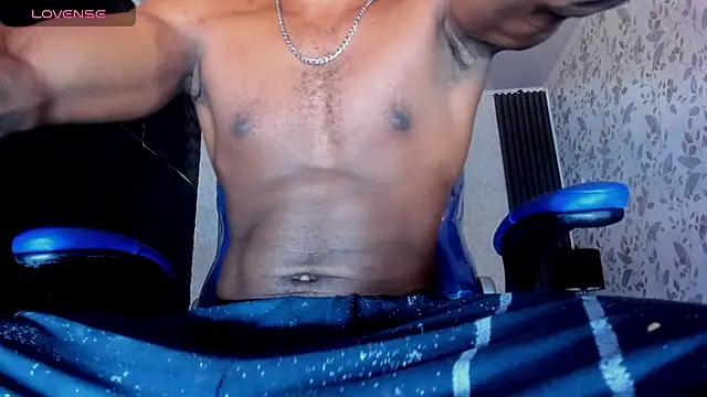 Snapshot of JD_THEBABY chatting on 18, 2, 2025 JD THEBABY online show from 18, 2, 2025