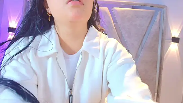 Annie9  online show from 9, 11, 2025