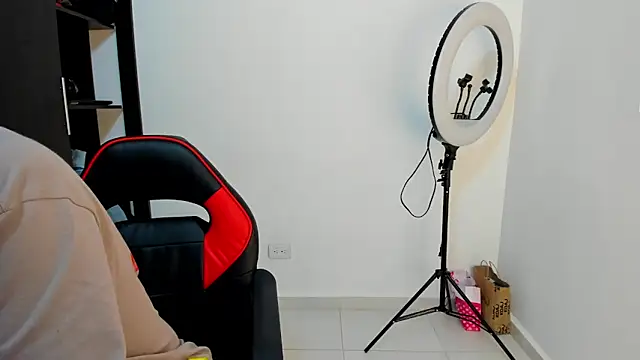 Camilo Marin online show from 4, 12, 2024