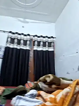 menakshiiikaur online show from 6, 11, 2025