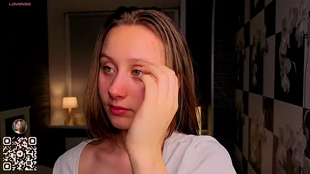 Snapshot of EthalBuffkin chatting on 1, 11, 2025 EthalBuffkin online show from 1, 11, 2025