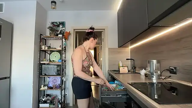 jainesummer online show from 13, 2, 2026