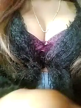 Snapshot of Esha_Babyy chatting on 21, 12, 2024 Esha Babyy online show from 21, 12, 2024