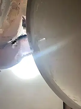 HannaRhodes online show from 1, 11, 2025