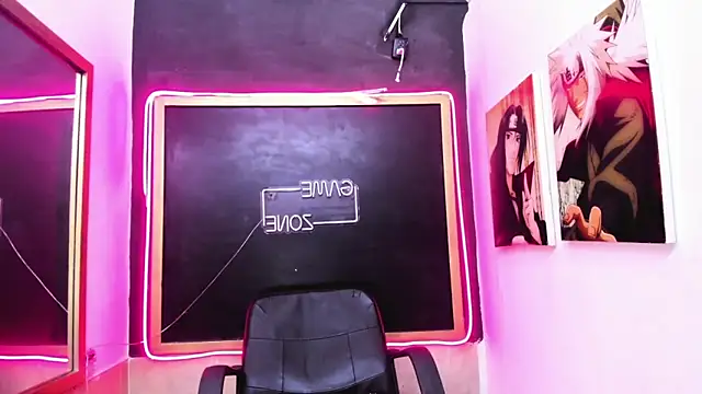 Isabella stanford2 online show from 8, 10, 2025