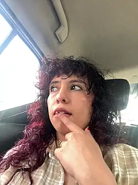 Snapshot of Sweet_Chaos chatting on 4, 7, 2026 Sweet Chaos online show from 4, 7, 2026