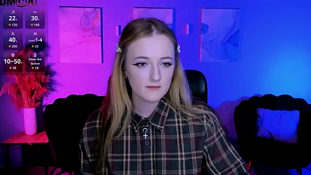 luna berryy online show from 1, 4, 2026