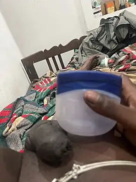 Snapshot of tamil000000 chatting on 4, 1, 2025 tamil000000 online show from 4, 1, 2025