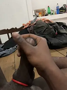 Snapshot of tamil000000 chatting on 14, 2, 2025 tamil000000 online show from 14, 2, 2025