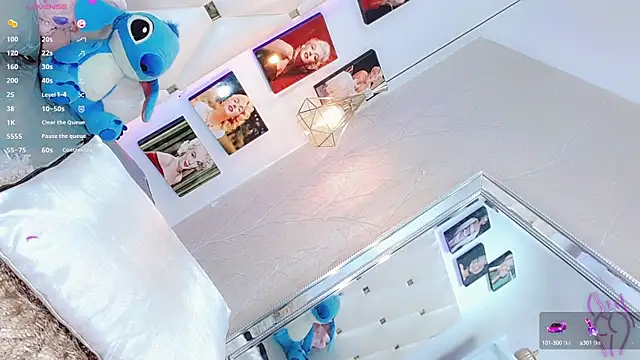 Niccolls Princess online show from 8, 3, 2025