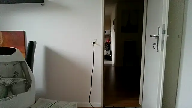 Snapshot of alpha-hunk chatting on 26, 9, 2025 alpha-hunk online show from 26, 9, 2025