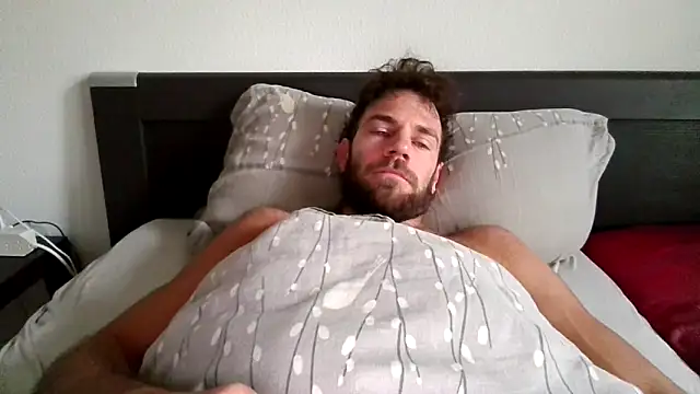 Snapshot of alpha-hunk chatting on 3, 10, 2025 alpha-hunk online show from 3, 10, 2025