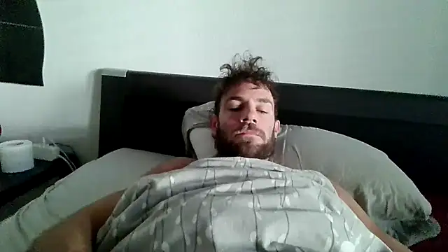 Snapshot of alpha-hunk chatting on 4, 10, 2025 alpha-hunk online show from 4, 10, 2025