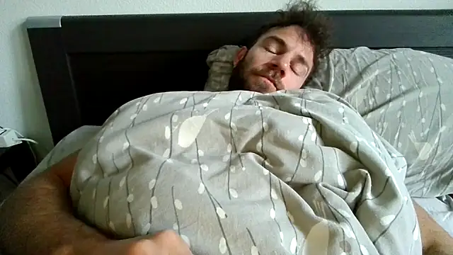 Snapshot of alpha-hunk chatting on 5, 10, 2025 alpha-hunk online show from 5, 10, 2025