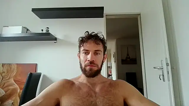 Snapshot of alpha-hunk chatting on 13, 10, 2025 alpha-hunk online show from 13, 10, 2025