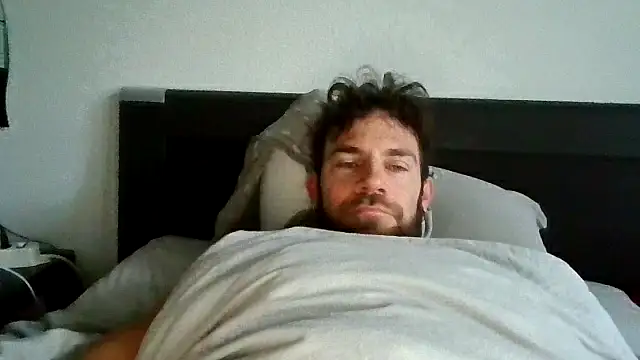 Snapshot of alpha-hunk chatting on 15, 10, 2025 alpha-hunk online show from 15, 10, 2025