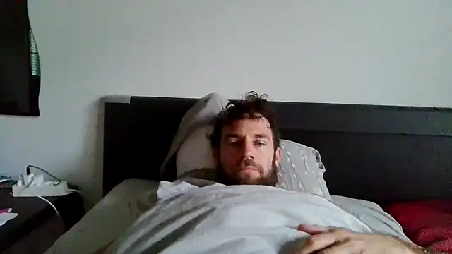 Snapshot of alpha-hunk chatting on 19, 10, 2025 alpha-hunk online show from 19, 10, 2025