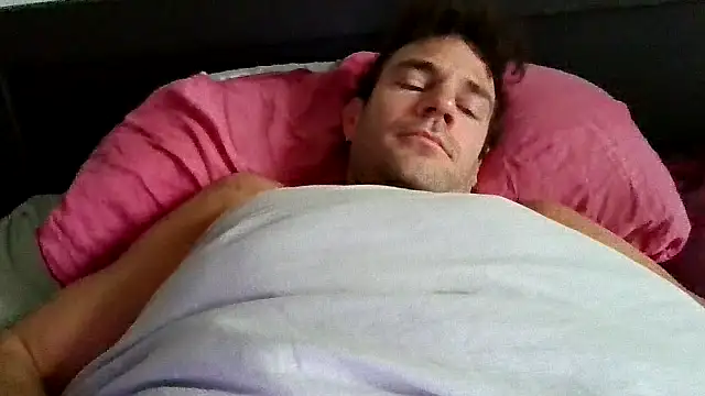 Snapshot of alpha-hunk chatting on 8, 11, 2025 alpha-hunk online show from 8, 11, 2025