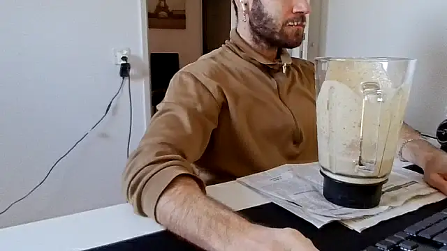 Snapshot of alpha-hunk chatting on 7, 1, 2026 alpha-hunk online show from 7, 1, 2026