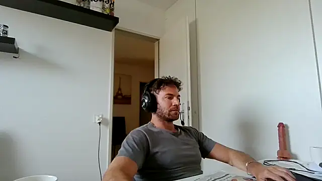 alpha-hunk online show from 17, 4, 2026