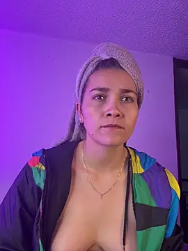 aurora divine online show from 1, 4, 2026