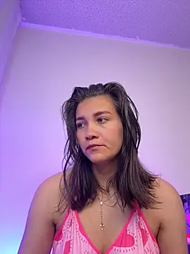 Snapshot of aurora_divine chatting on 11, 6, 2026 aurora divine online show from 11, 6, 2026