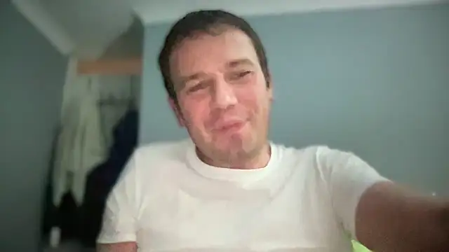 Snapshot of GotItGoin chatting on 9, 9, 2025 GotItGoin online show from 9, 9, 2025