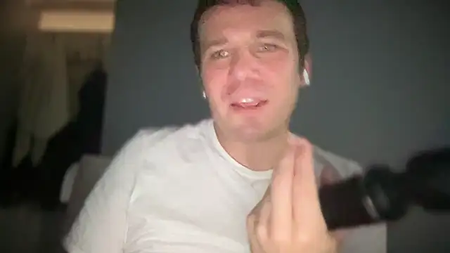 Snapshot of GotItGoin chatting on 18, 9, 2025 GotItGoin online show from 18, 9, 2025