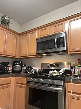 choclatepeaach online show from 2, 4, 2026