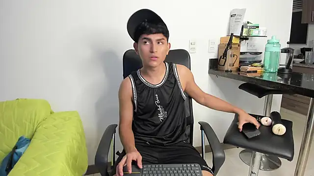 Snapshot of Lyam_ap chatting on 24, 1, 2025 Lyam ap online show from 24, 1, 2025