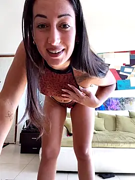 Snapshot of feetqueen96 chatting on 7, 10, 2025 feetqueen96 online show from 7, 10, 2025