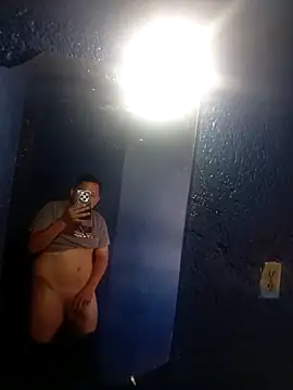 Snapshot of Cherrysfox1 chatting on 4, 3, 2026 Cherrysfox1 online show from 4, 3, 2026