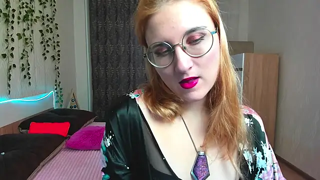 Snapshot of Miss_Elsa_ chatting on 18, 12, 2024 Miss Elsa online show from 18, 12, 2024