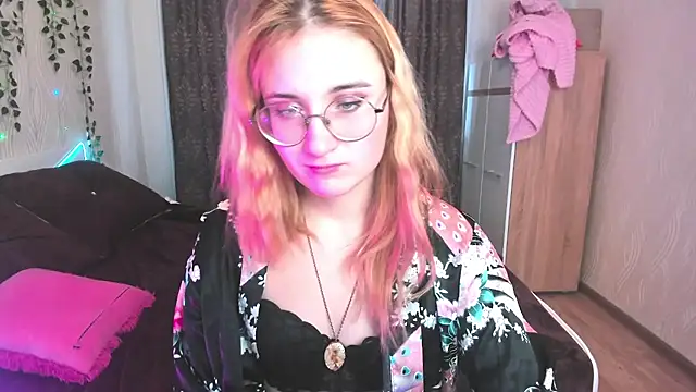 Snapshot of Miss_Elsa_ chatting on 12, 1, 2025 Miss Elsa online show from 12, 1, 2025